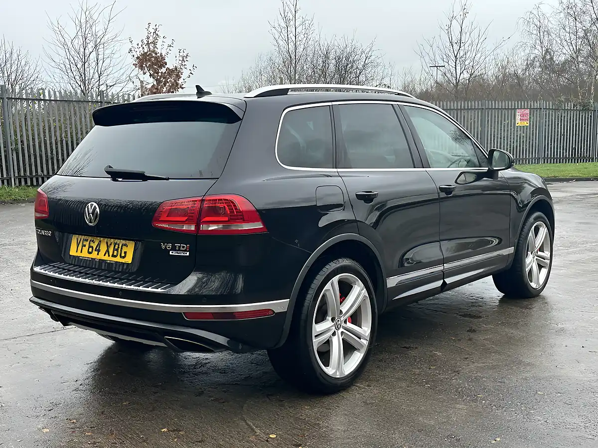 Used 2014 Volkswagen Touareg R-Line Black - Interior and Exterior details 6