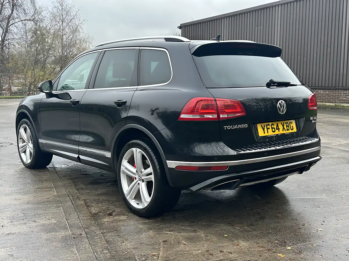 Used 2014 Volkswagen Touareg R-Line Black - Interior and Exterior details 8