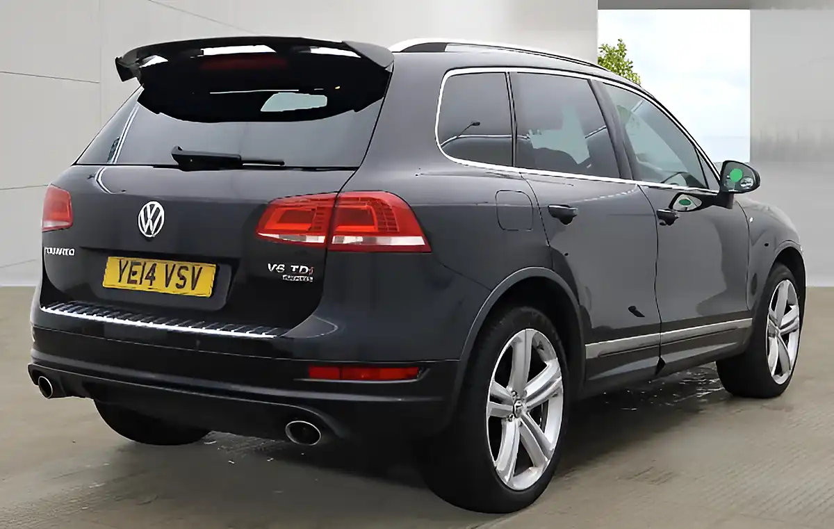 Used 2014 Volkswagen Touareg R-Line Black - Interior and Exterior details 3