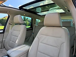 Used 2014 Volkswagen Touareg R-Line Black - Interior and Exterior details 18