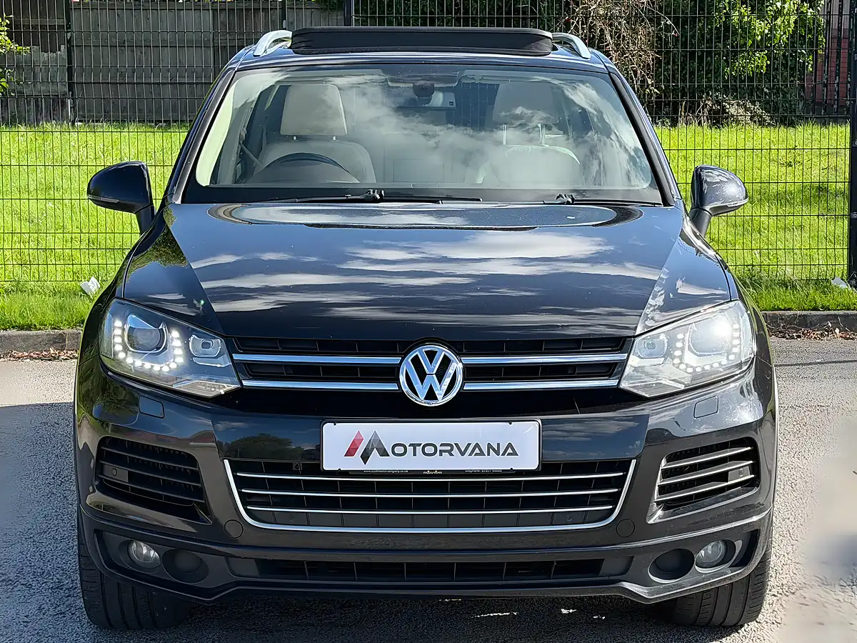 Used 2014 Volkswagen Touareg R-Line Black - Interior and Exterior details 2
