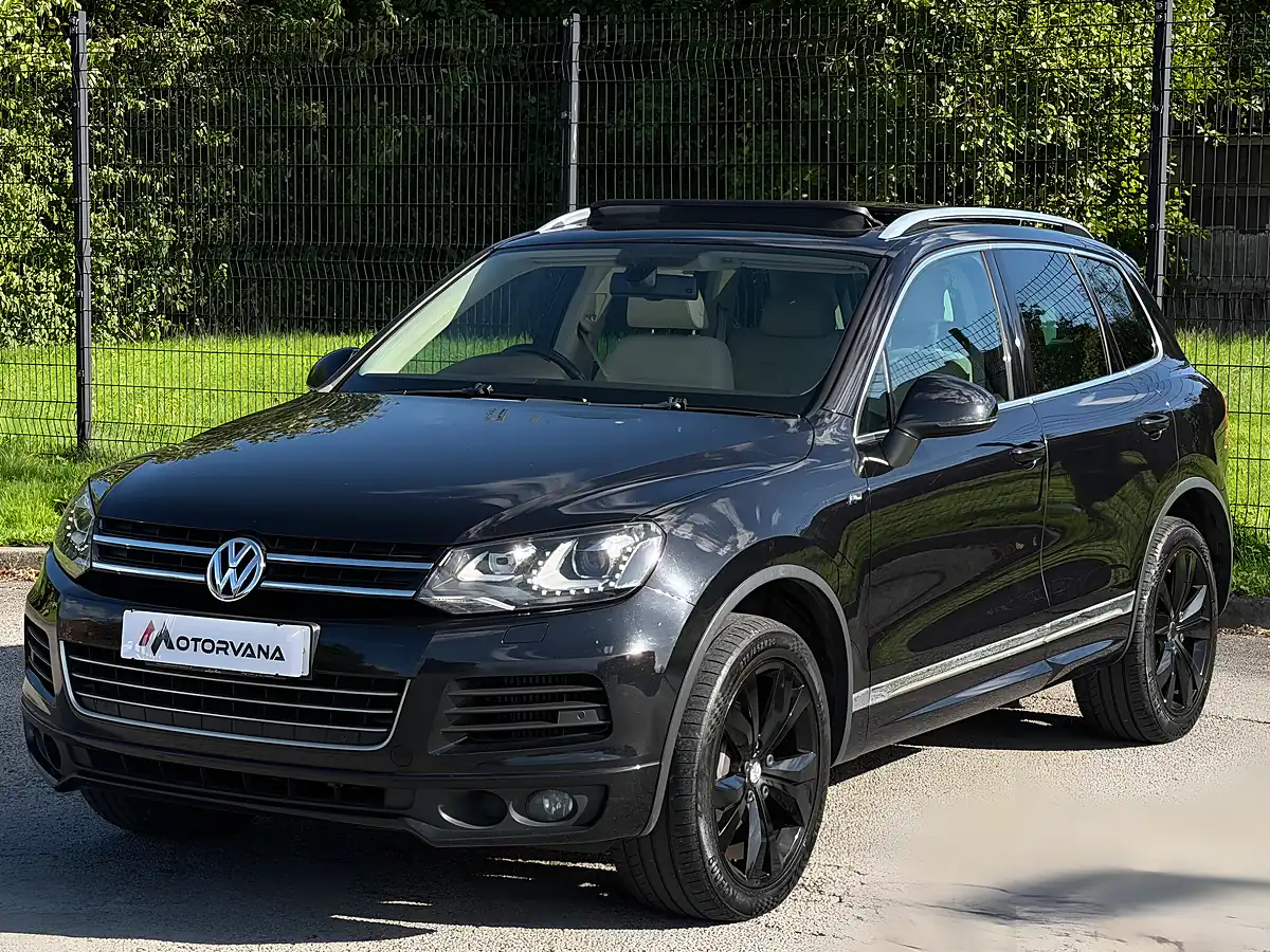 Used 2014 Volkswagen Touareg R-Line Black - Interior and Exterior details 3