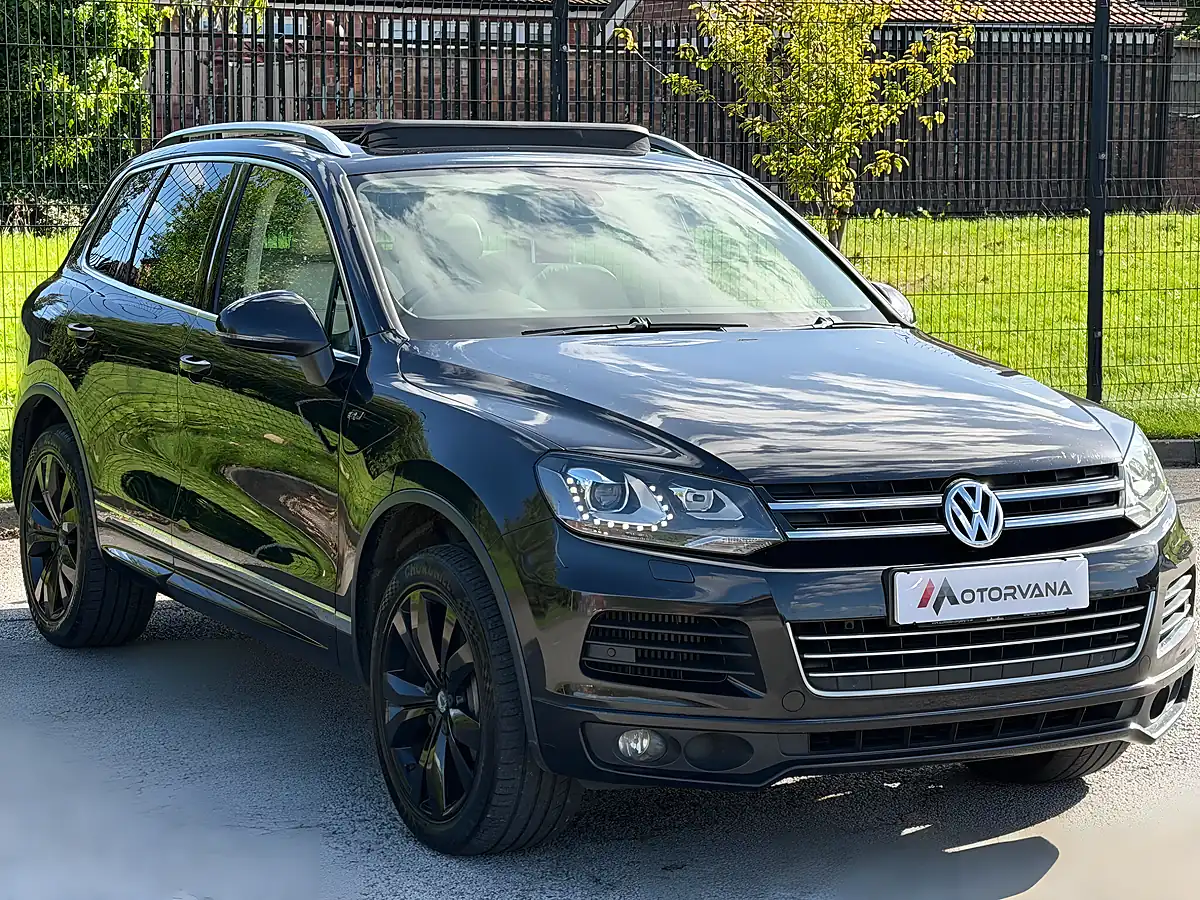 Used 2014 Volkswagen Touareg R-Line Black - Interior and Exterior details 5