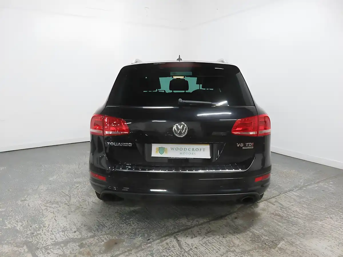 Used 2014 Volkswagen Touareg R-Line Black - Interior and Exterior details 10
