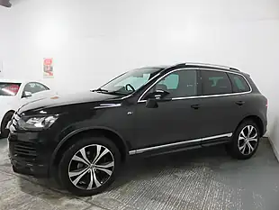 Used 2014 Volkswagen Touareg R-Line Black - Interior and Exterior details 4
