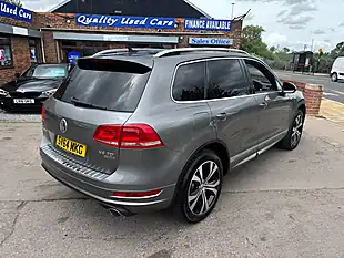Used 2014 Volkswagen Touareg R-Line Grey - Interior and Exterior details 10