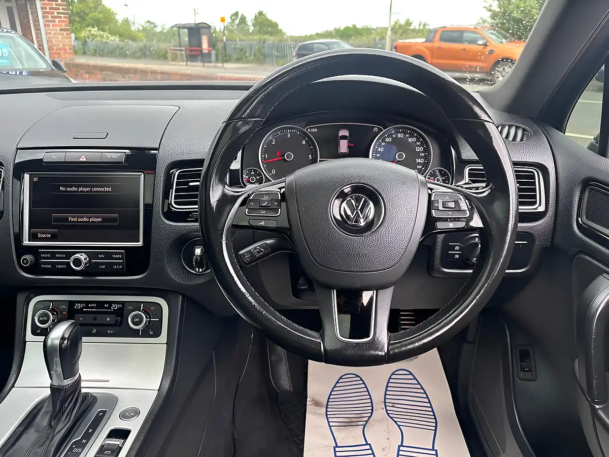 Used 2014 Volkswagen Touareg R-Line Grey - Interior and Exterior details 14