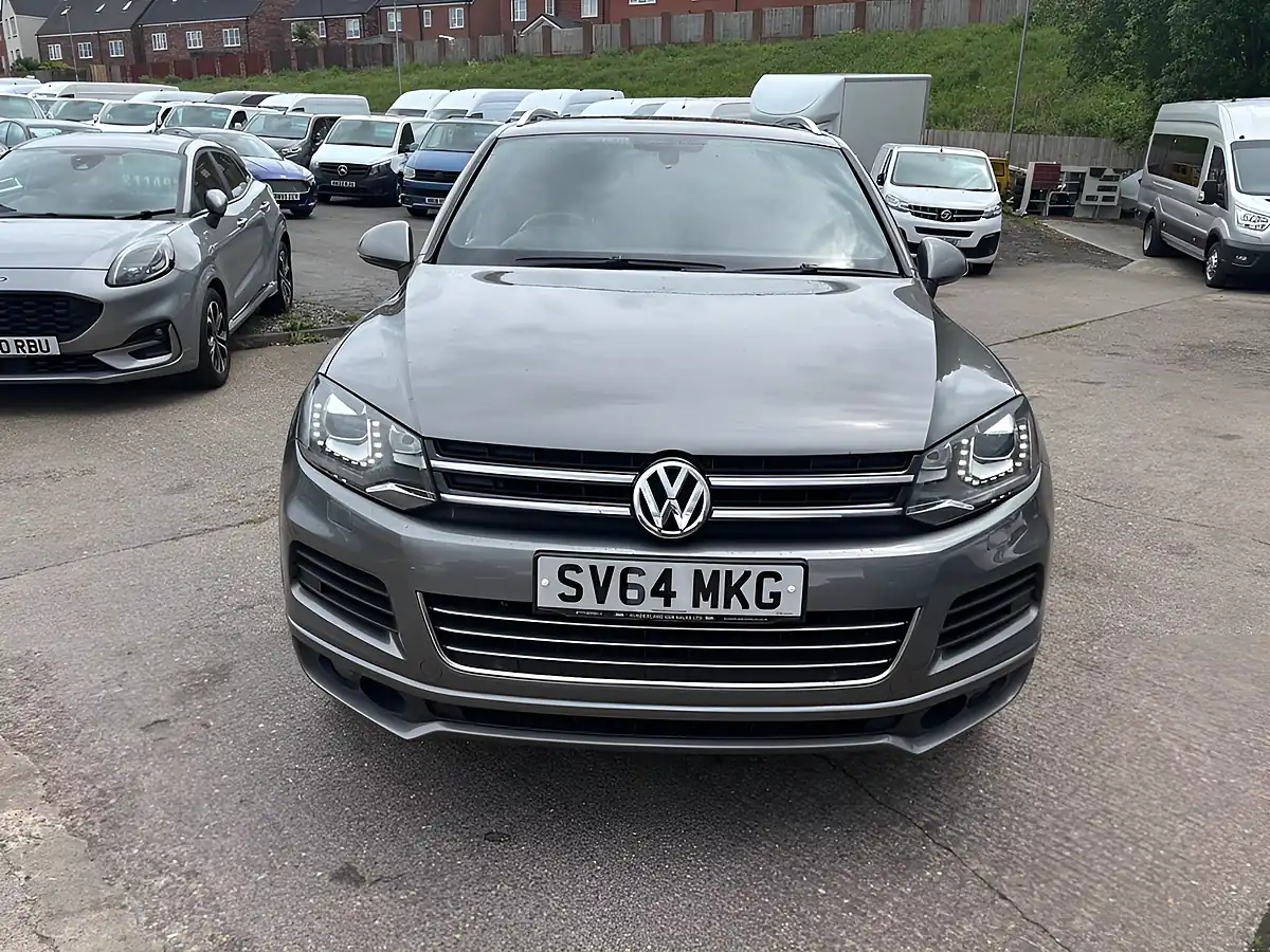 Used 2014 Volkswagen Touareg R-Line Grey - Interior and Exterior details 2