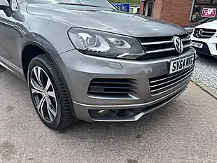 Used 2014 Volkswagen Touareg R-Line Grey - Interior and Exterior details 4