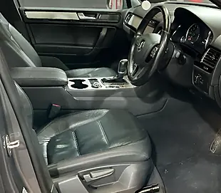 Used 2014 Volkswagen Touareg R-Line Grey - Interior and Exterior details 7