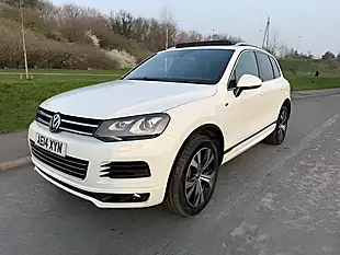 Used 2014 Volkswagen Touareg R-Line White - Interior and Exterior details 5