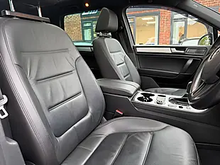 Used 2014 Volkswagen Touareg R-Line White - Interior and Exterior details 11