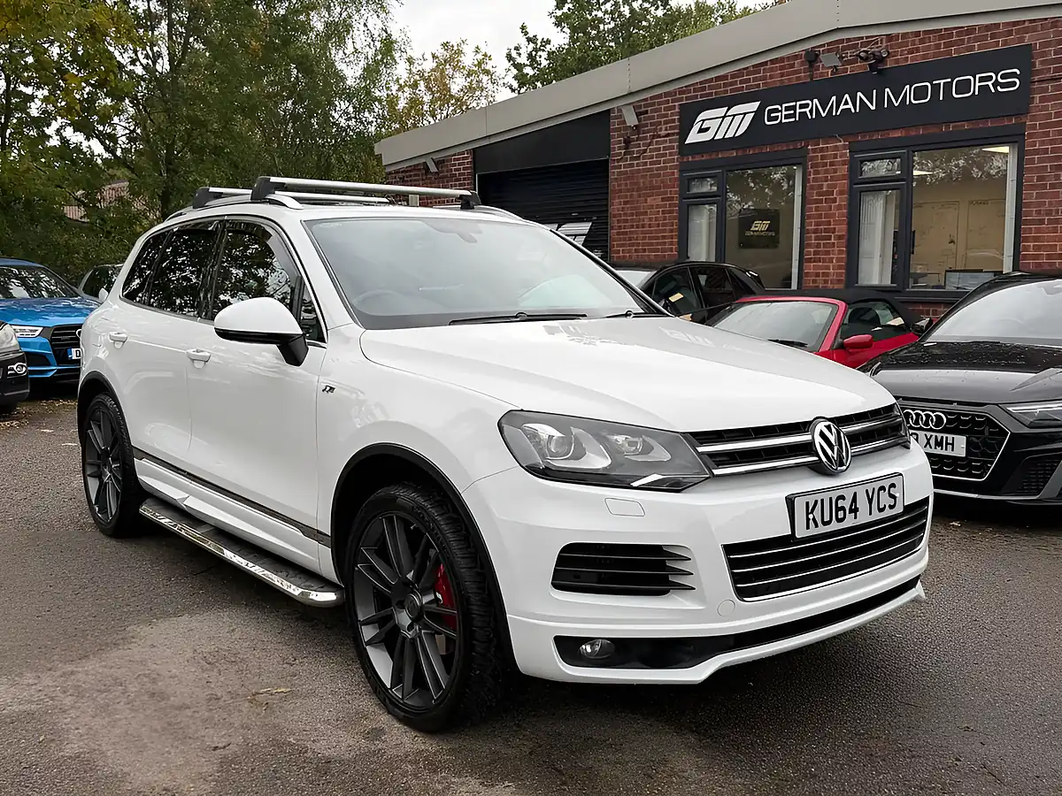 Used 2014 Volkswagen Touareg R-Line White - Interior and Exterior details 5