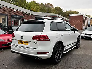 Used 2014 Volkswagen Touareg R-Line White - Interior and Exterior details 7