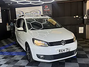 Used 2014 Volkswagen Touran Bluemotion Tech Sport White - Interior and Exterior details 10