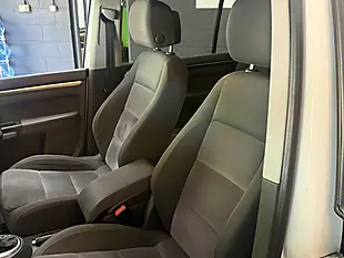 Used 2014 Volkswagen Touran Bluemotion Tech Sport White - Interior and Exterior details 12