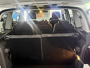 Used 2014 Volkswagen Touran Bluemotion Tech Sport White - Interior and Exterior details 14
