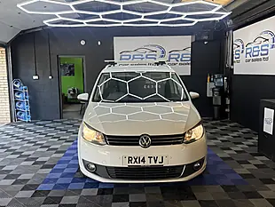Used 2014 Volkswagen Touran Bluemotion Tech Sport White - Interior and Exterior details 2