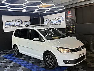 Used 2014 Volkswagen Touran Bluemotion Tech Sport White - Interior and Exterior details 3