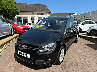 Used 2014 Volkswagen Touran Se Black - Interior and Exterior details 4