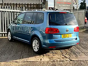 Used 2014 Volkswagen Touran Se Blue - Interior and Exterior details 15