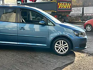 Used 2014 Volkswagen Touran Se Blue - Interior and Exterior details 9