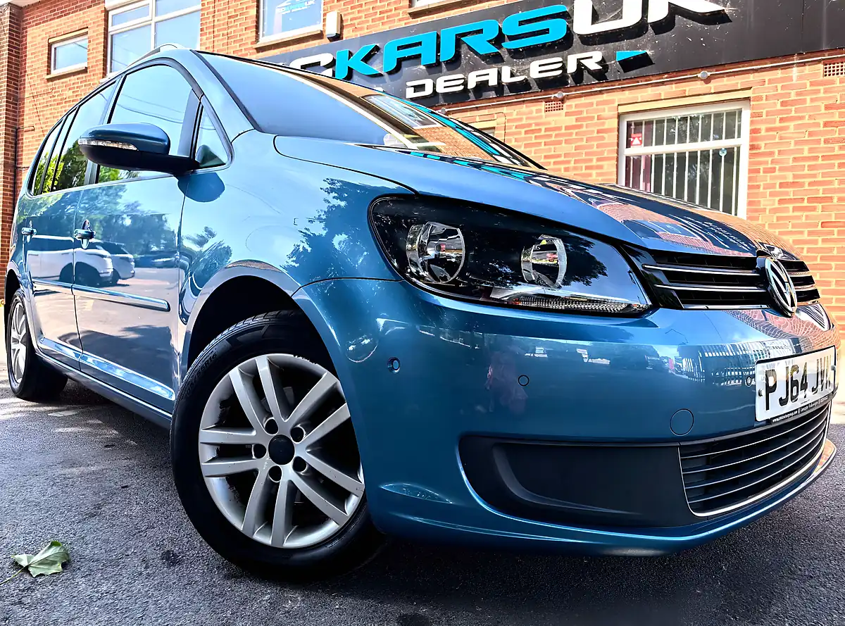 Used 2014 Volkswagen Touran Se Bluemotion Technology Blue - Interior and Exterior details 17
