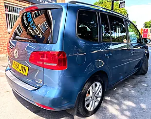 Used 2014 Volkswagen Touran Se Bluemotion Technology Blue - Interior and Exterior details 4