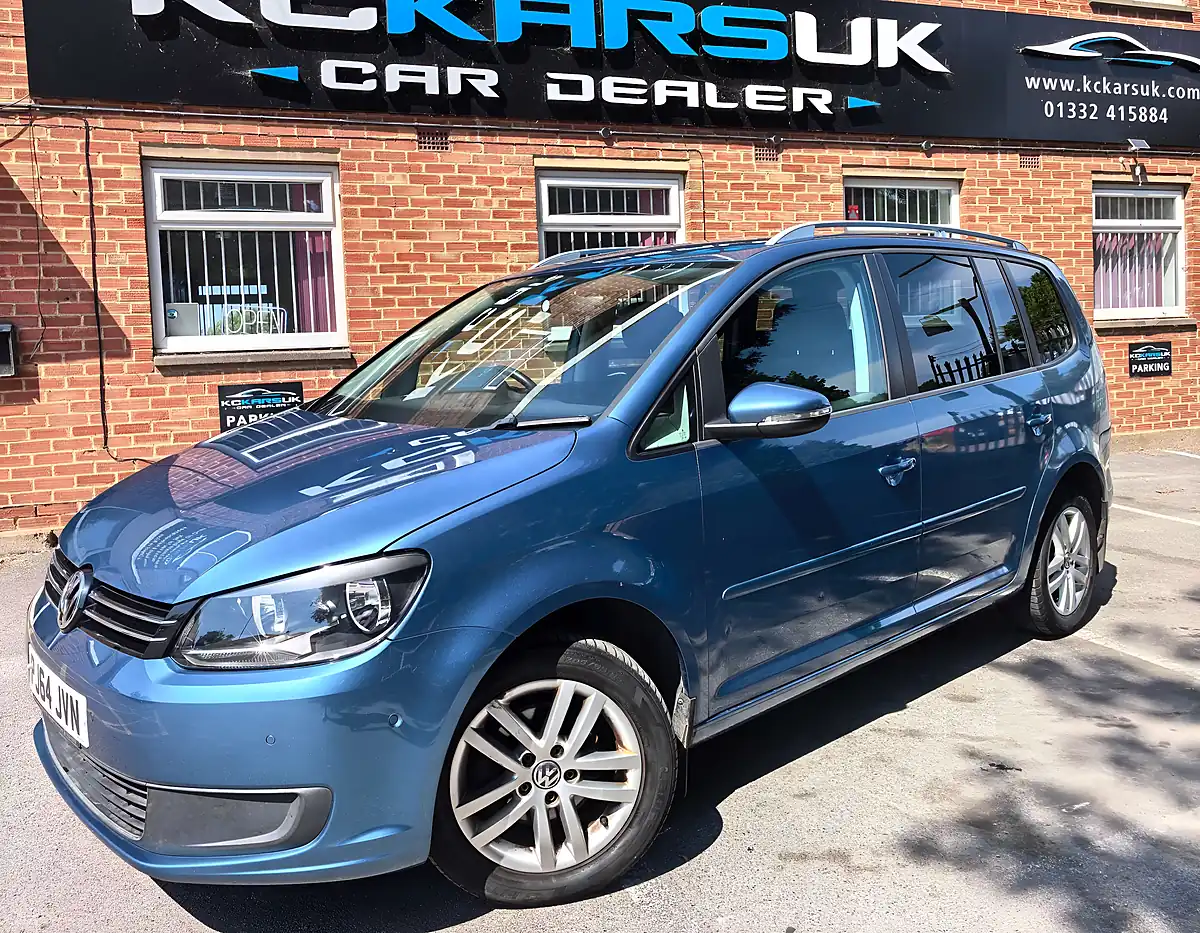 Used 2014 Volkswagen Touran Se Bluemotion Technology Blue - Interior and Exterior details 9