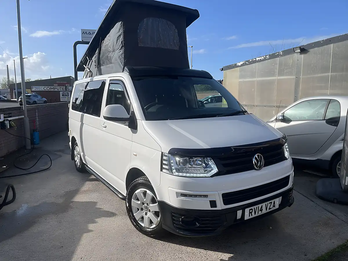Used 2014 Volkswagen Transporter Camper White - Interior and Exterior details 10