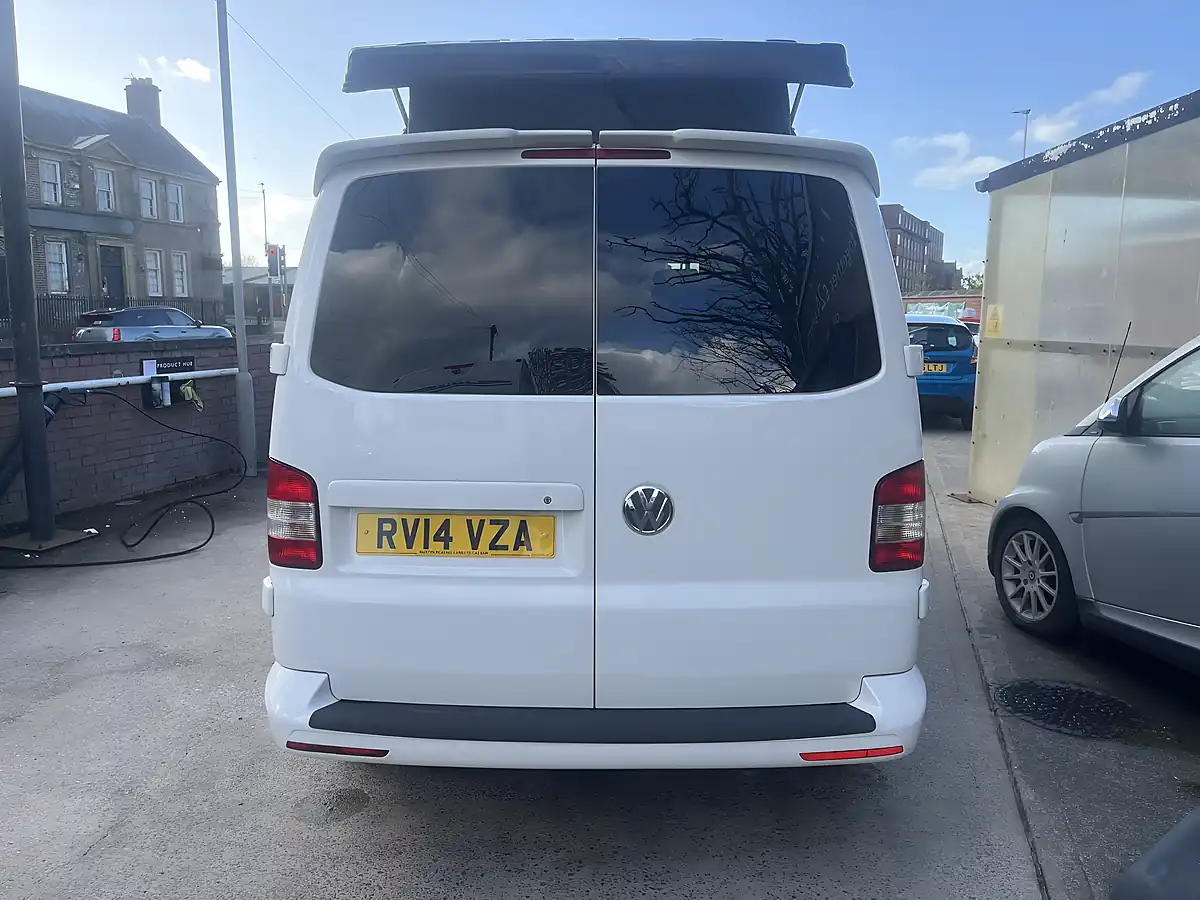 Used 2014 Volkswagen Transporter Camper White - Interior and Exterior details 11