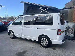 Used 2014 Volkswagen Transporter Camper White - Interior and Exterior details 13