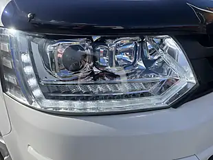 Used 2014 Volkswagen Transporter Camper White - Interior and Exterior details 15