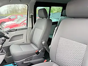 Used 2014 Volkswagen Transporter Highline Black - Interior and Exterior details 14