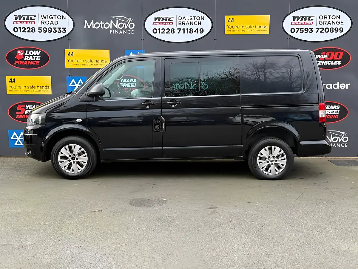 Used 2014 Volkswagen Transporter Highline Black - Interior and Exterior details 2