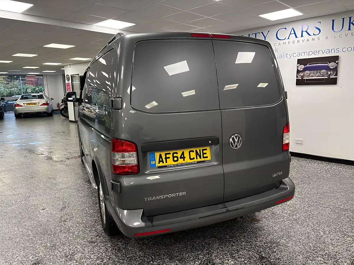 Used 2014 Volkswagen Transporter Highline Grey - Interior and Exterior details 10