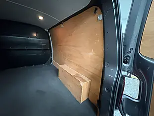 Used 2014 Volkswagen Transporter Highline Grey - Interior and Exterior details 13