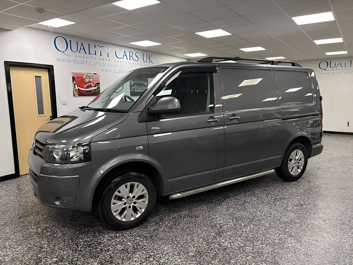 Used 2014 Volkswagen Transporter Highline Grey - Interior and Exterior details 5