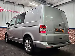 Used 2014 Volkswagen Transporter Highline Kombi Reflex Silver - Interior and Exterior details 15