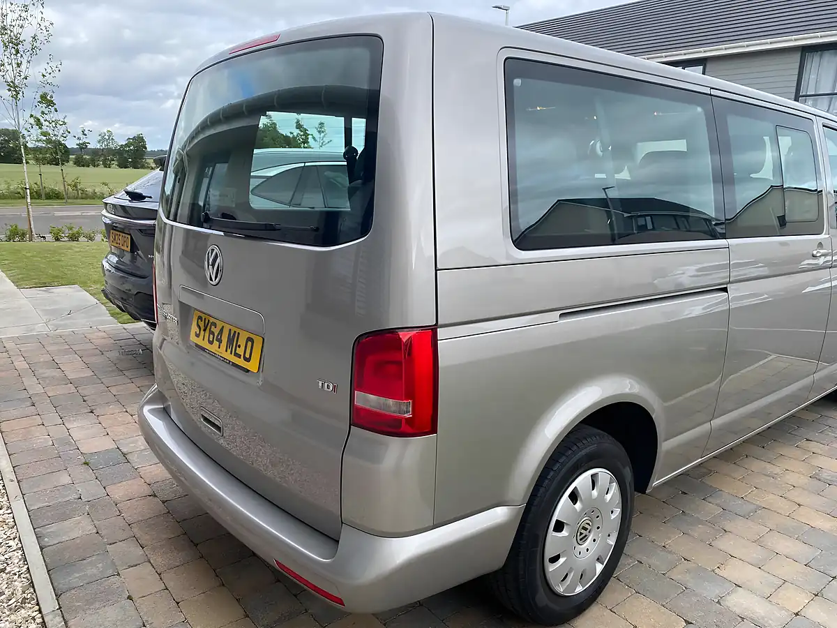 Used 2014 Volkswagen Transporter Shuttle Se L3 H1 Beige - Interior and Exterior details 7