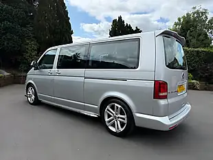 Used 2014 Volkswagen Transporter Shuttle Se Silver - Interior and Exterior details 12