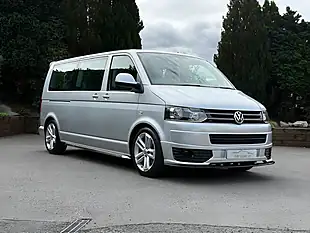 Used 2014 Volkswagen Transporter Shuttle Se Silver - Interior and Exterior details 7