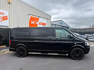 Used 2014 Volkswagen Transporter Shuttle T32 Se Black - Interior and Exterior details 7