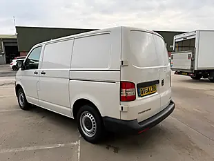 Used 2014 Volkswagen Transporter Startline White - Interior and Exterior details 3