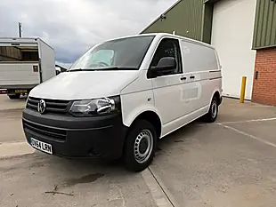 Used 2014 Volkswagen Transporter Startline White - Interior and Exterior details 4