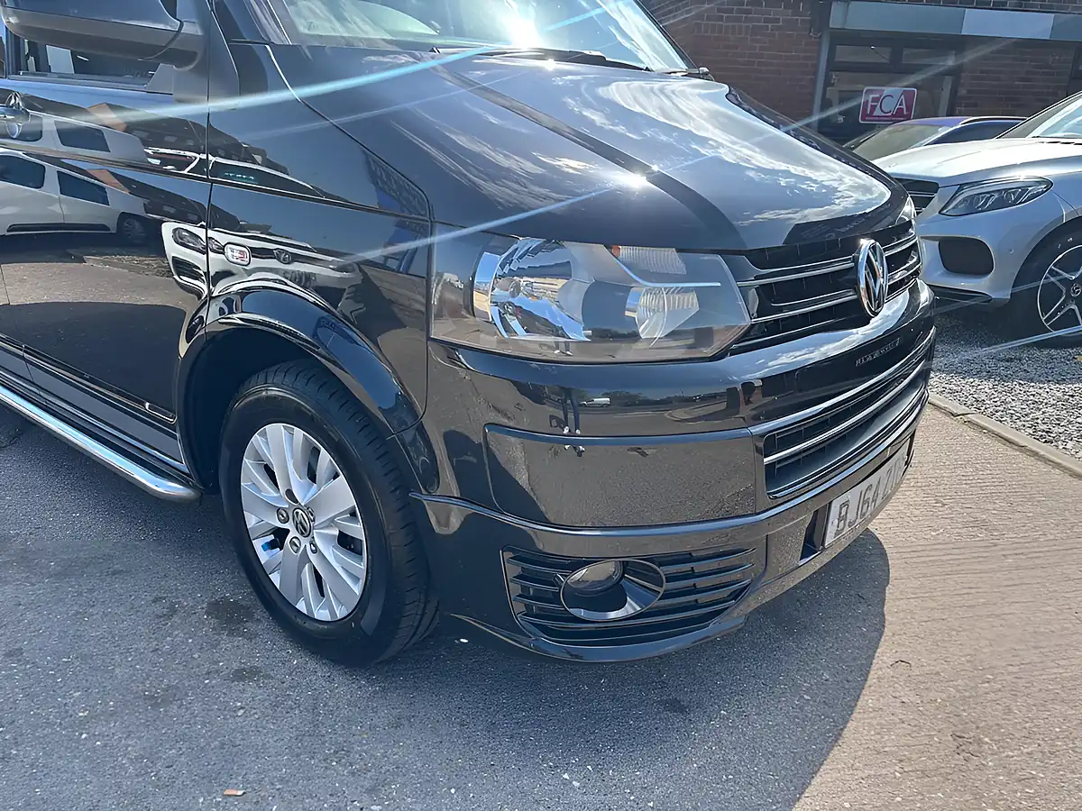 Used 2014 Volkswagen Transporter T30 Highline Kombi L1 H1 Black - Interior and Exterior details 4