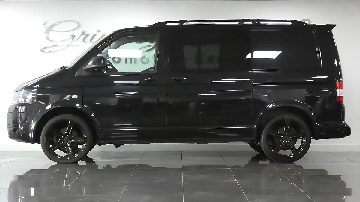 Used 2014 Volkswagen Transporter Trendline Black - Interior and Exterior details 2