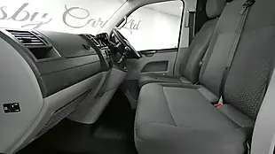 Used 2014 Volkswagen Transporter Trendline Black - Interior and Exterior details 7