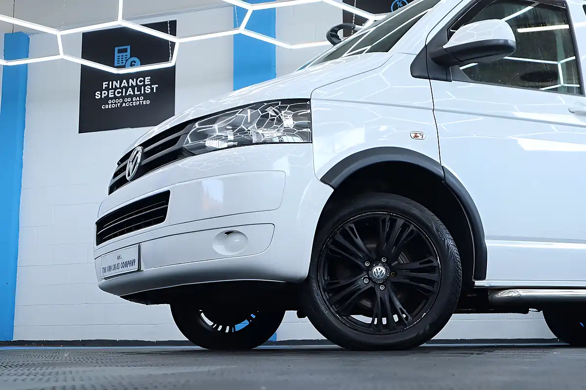 Used 2014 Volkswagen Transporter Trendline White - Interior and Exterior details 5
