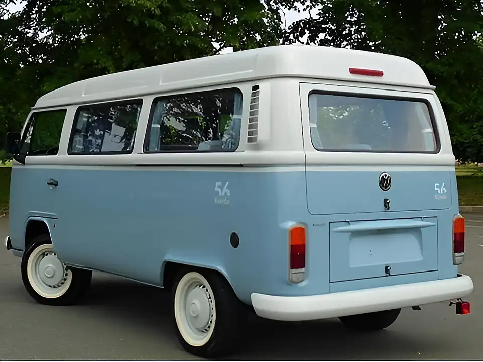 Used 2014 Volkswagen Transporter Type 2 Kombi Last Edition Blue and White - Interior and Exterior details 11